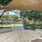 Luxury 4Br Flat, Downtown Dubai, Pool, Gym, Ps5, Sleeps 11 Guests