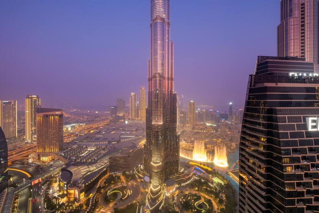 Luxury 4br Flat, Downtown Dubai, Pool, Gym, Ps5, Sleeps 11 Guests Apartment